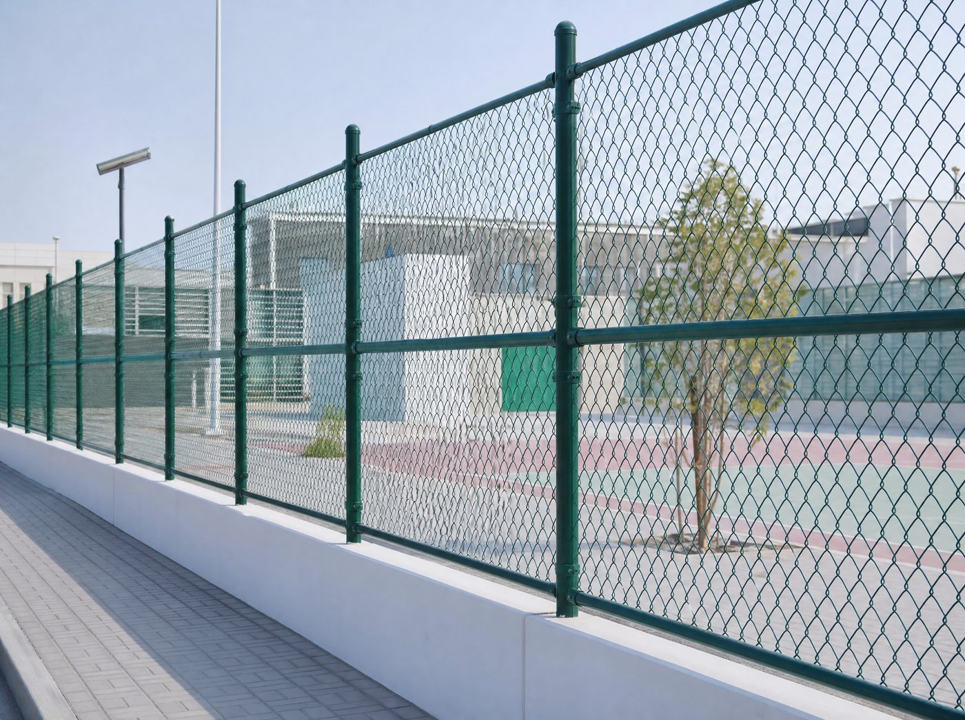Perimeter security fencing